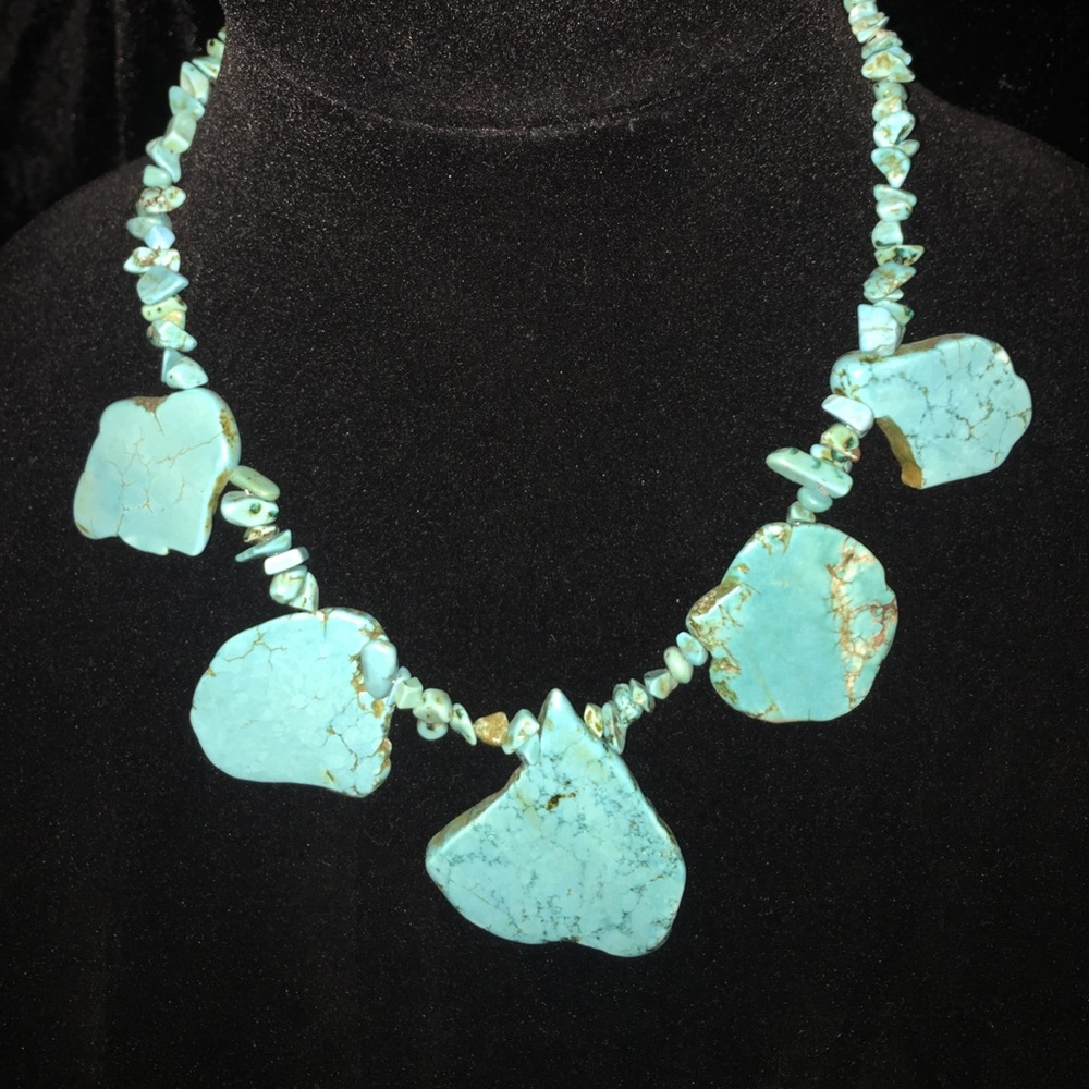 Real Stone turquoise necklace